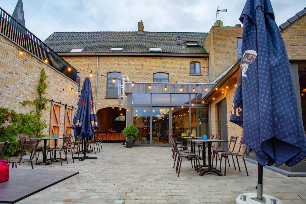Oud Gemeentehuis Poelkapelle Екстер'єр фото