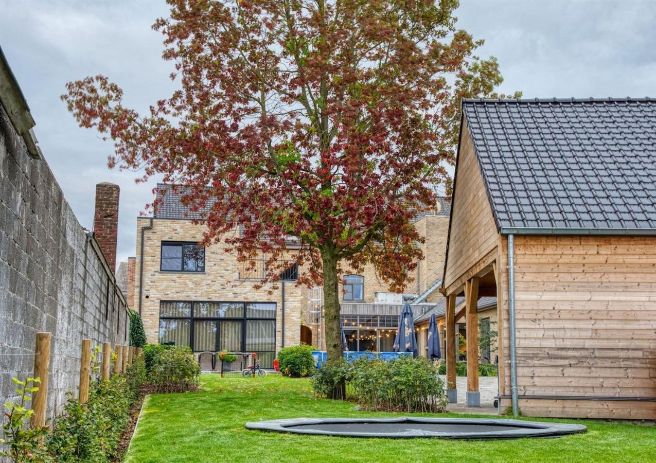 Oud Gemeentehuis Poelkapelle Екстер'єр фото